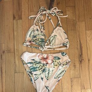 Montce Floral Bikini bottoms L top M